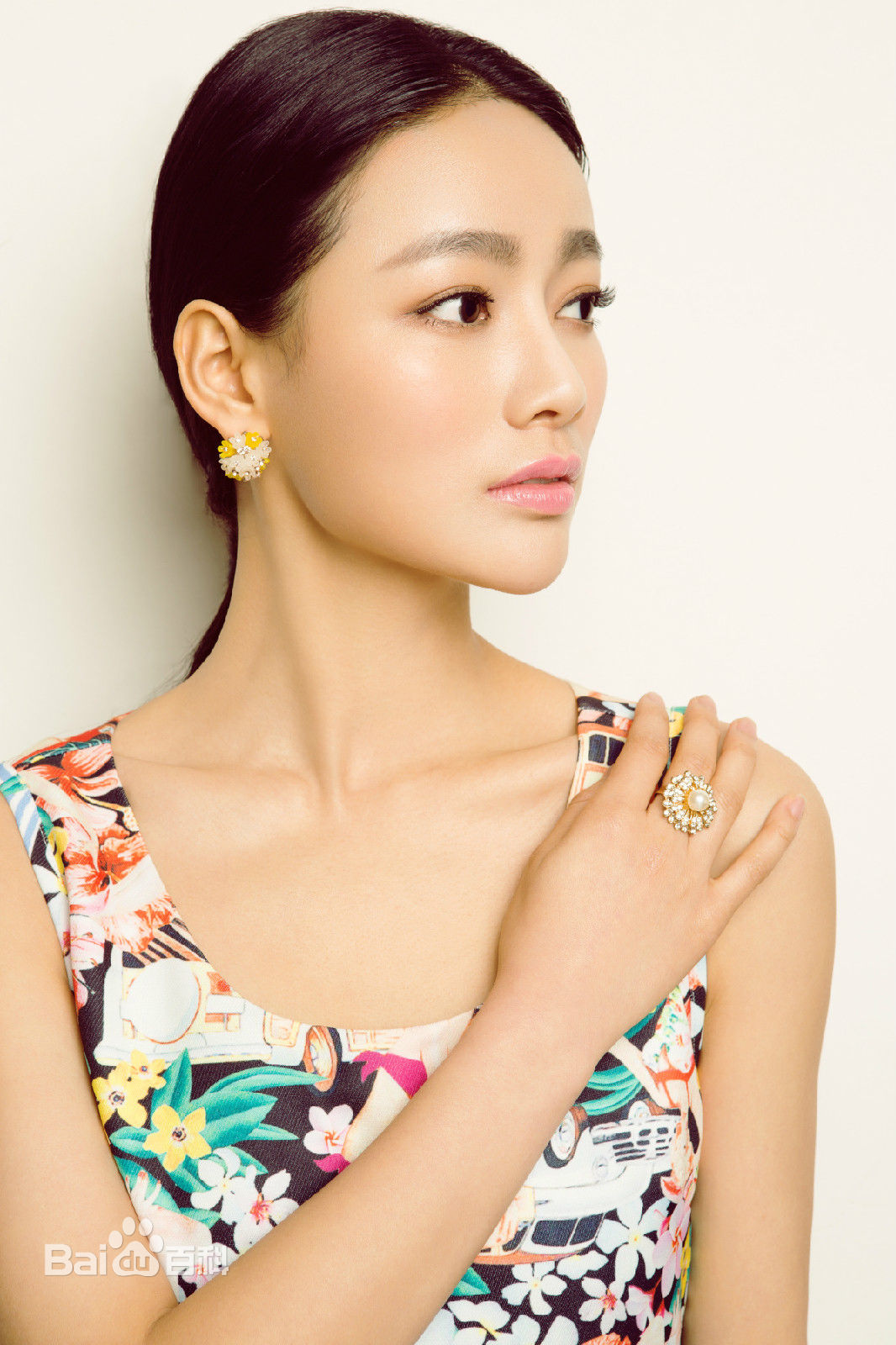 付枚(Fu Mei)最新照壁纸