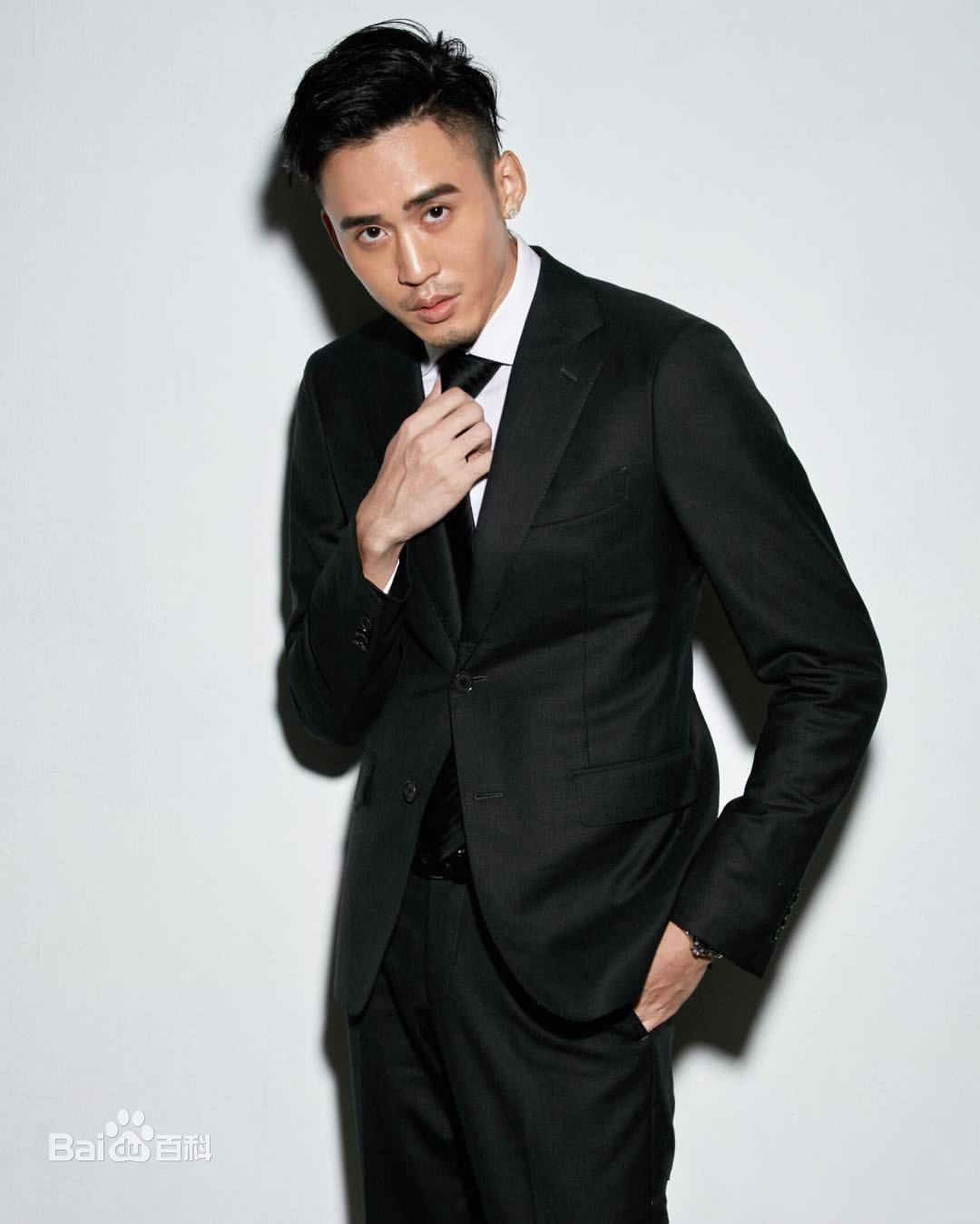 周立铭(Andrew Chow)前后照片