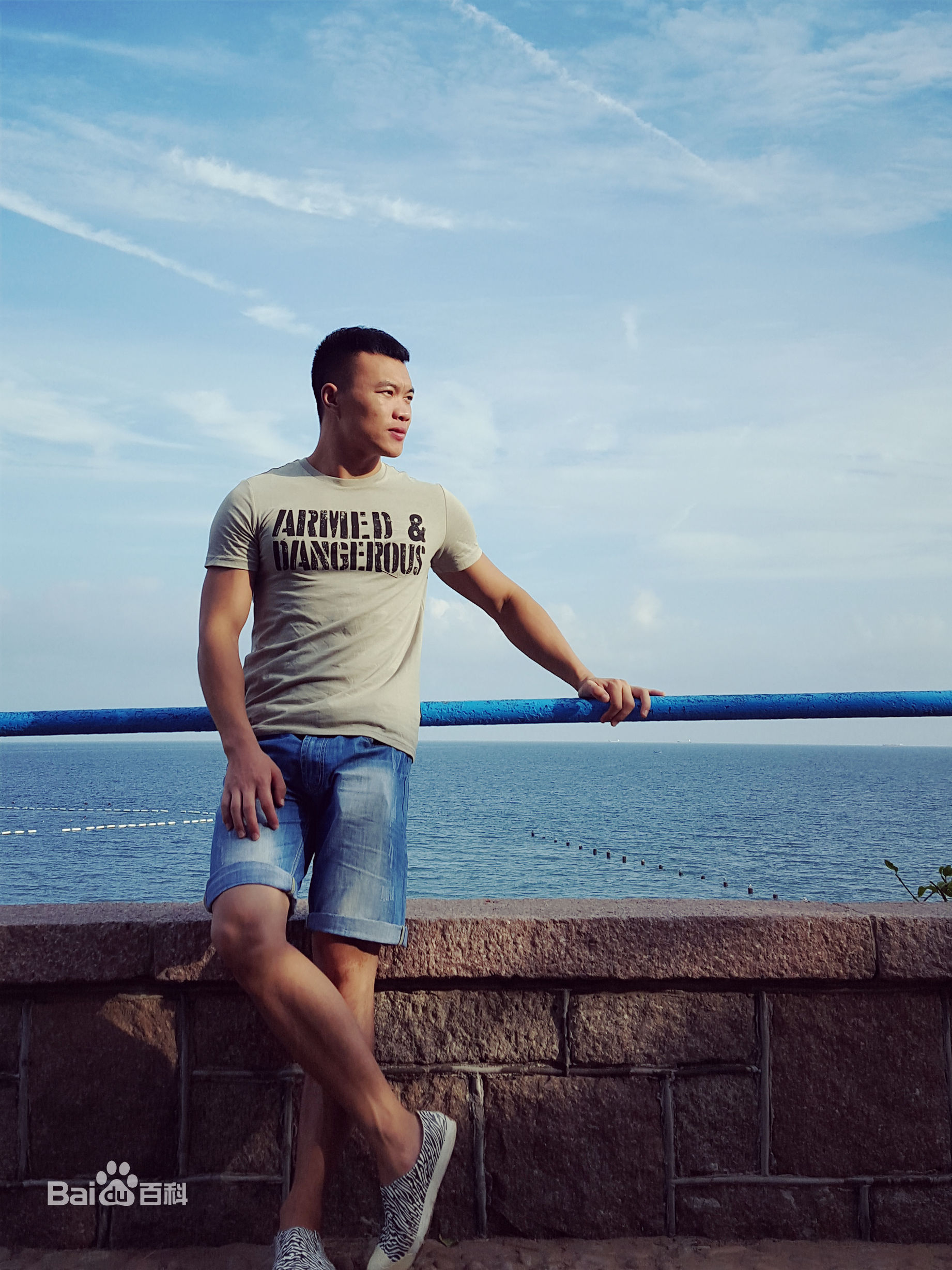 高清张哲性感图片