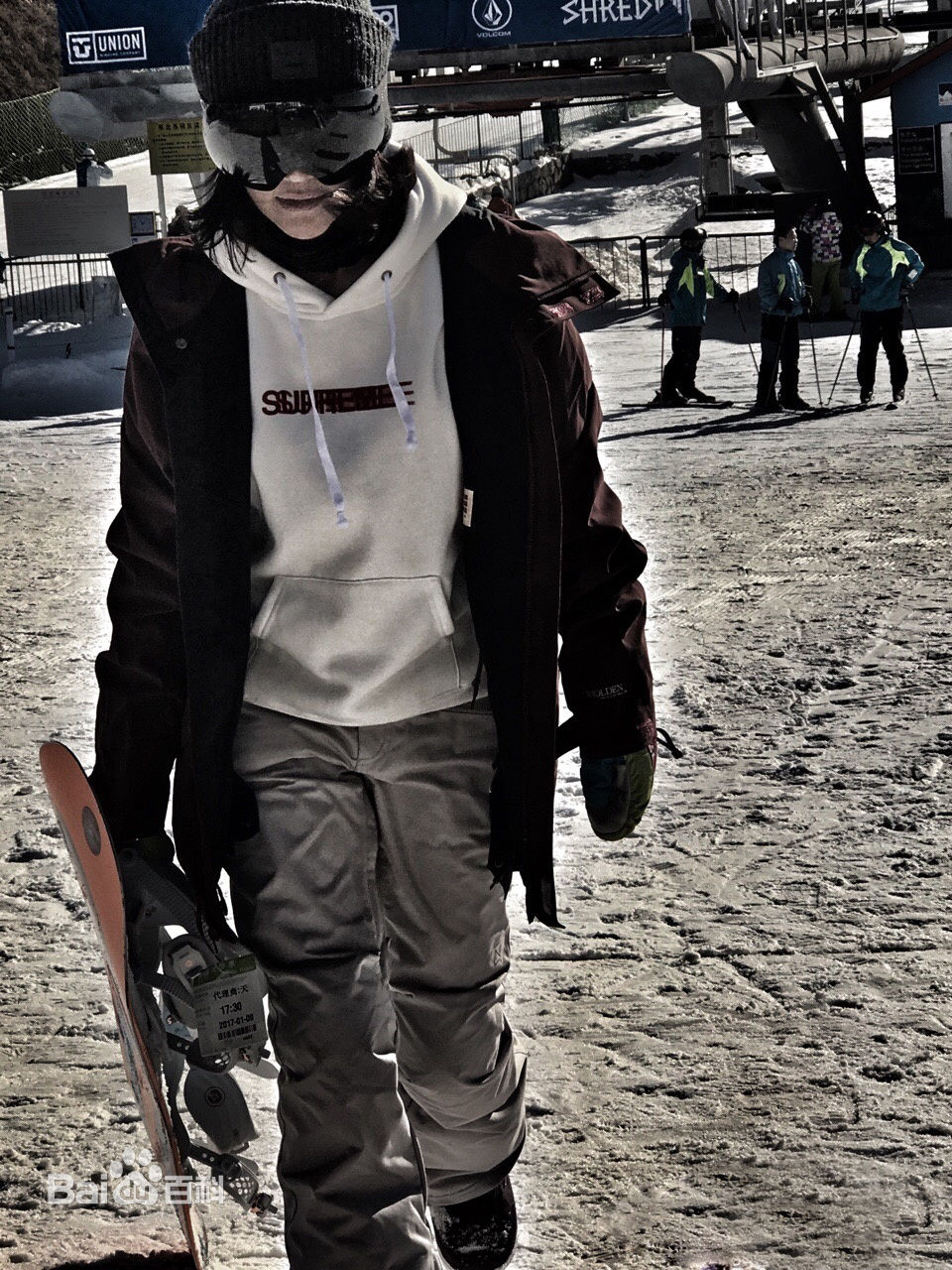 刘迪妮全能图片图册