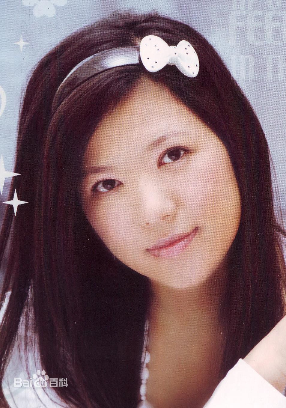 刘芳(Liu Fang)专辑情弥漫壁纸壁纸