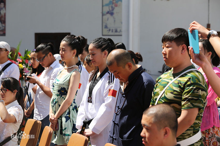 杨雅絮的图集图片图册