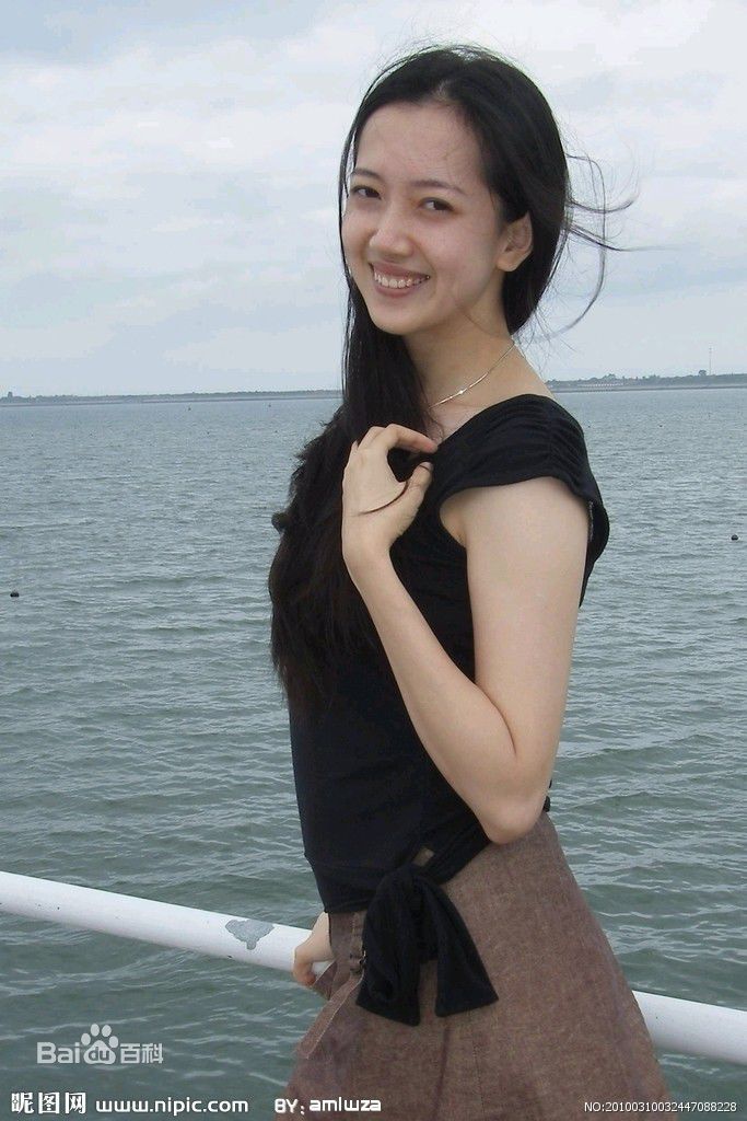 高清巩小榕性感图片