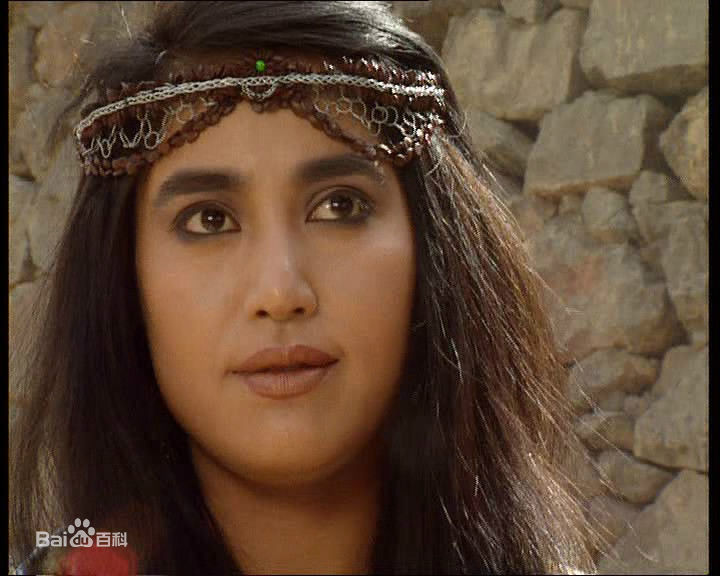 李云鹃(Li Yunjuan)饰演的祝融夫人图片图集