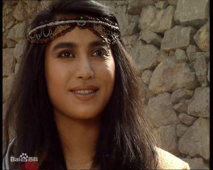 李云鹃(Li Yunjuan)饰演的祝融夫人图片图集