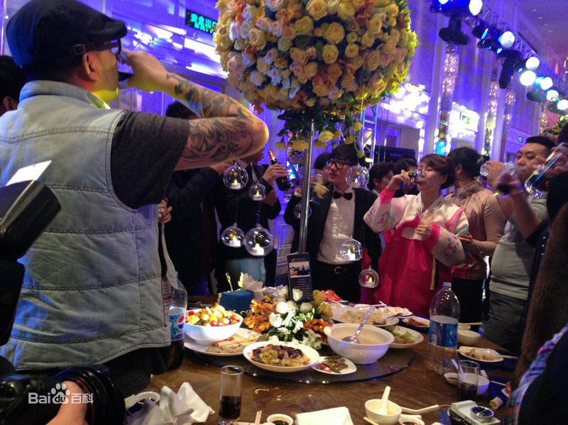 刘禹(KING)艺人合影图册