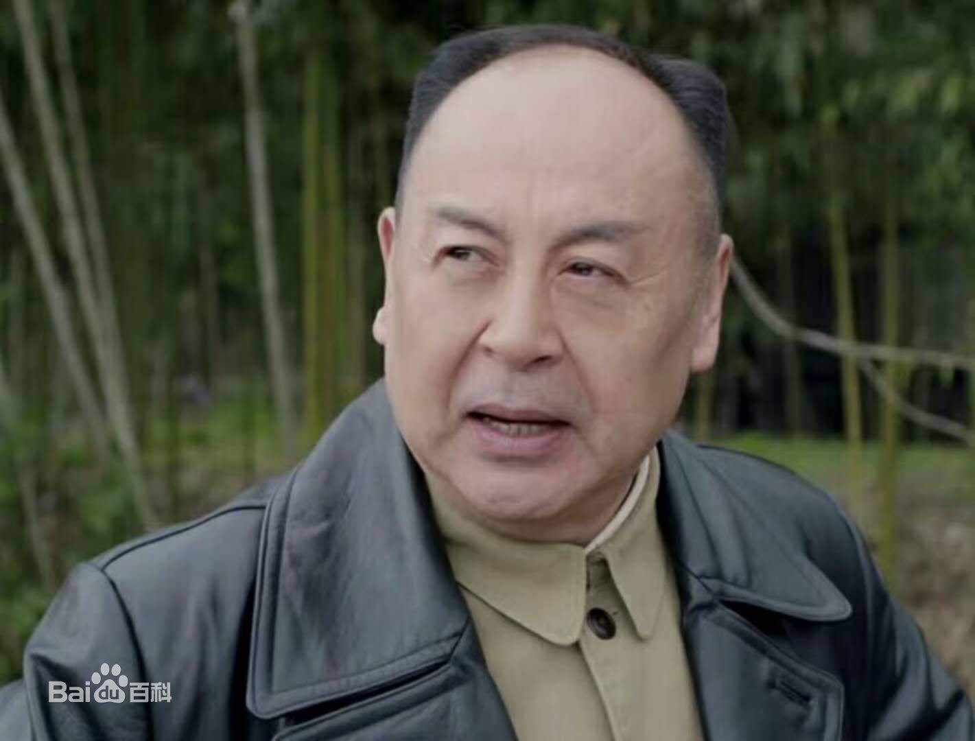 谷伟（饰演陈毅元帅）性感图片图集