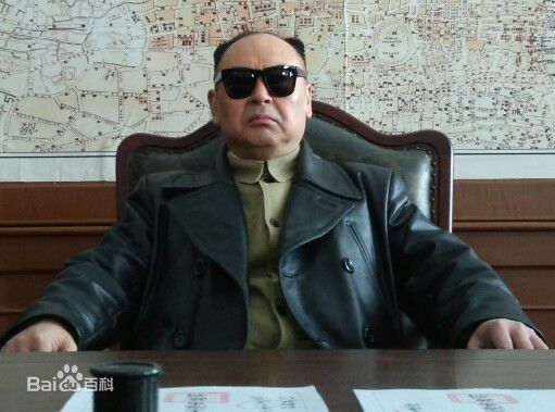 谷伟（饰演陈毅元帅）性感图片图集