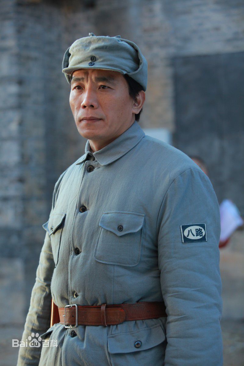 方旭《狂飙支队》高清剧照