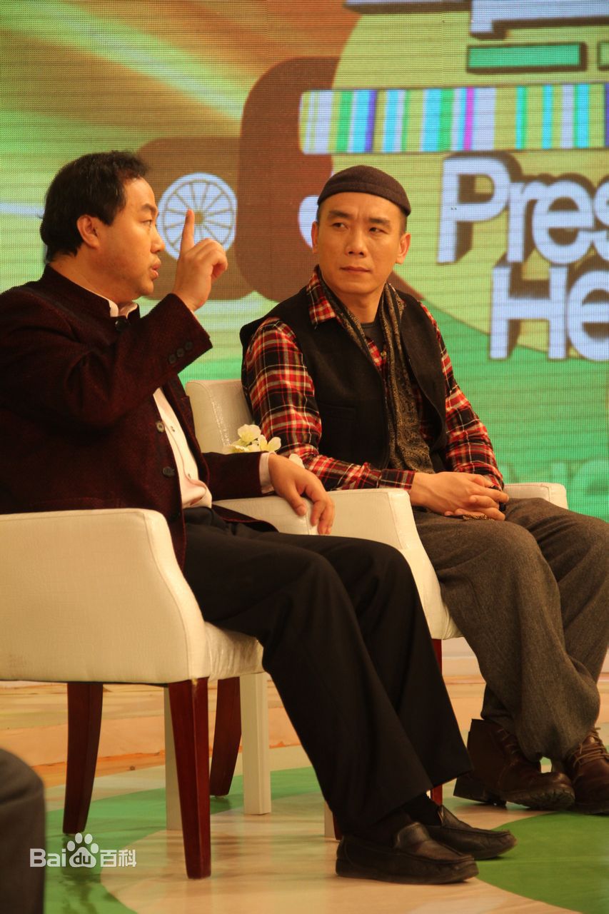 最新方旭在《养生一点通》节目录制中的图集