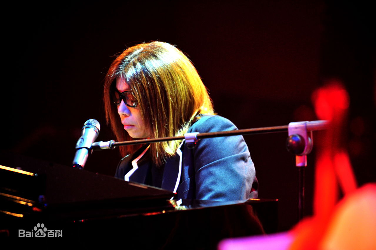 郭峰音乐家演出照生活照相册