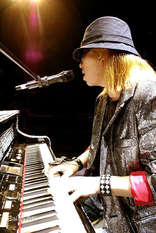 郭峰音乐家演出照生活照相册