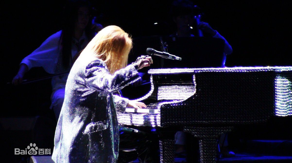 郭峰音乐家演出照生活照相册