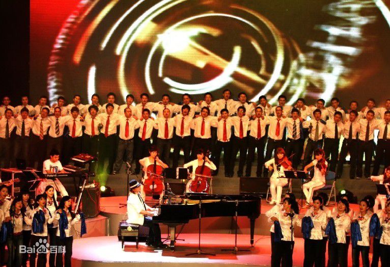 郭峰现代流行钢琴音乐会素颜照相册