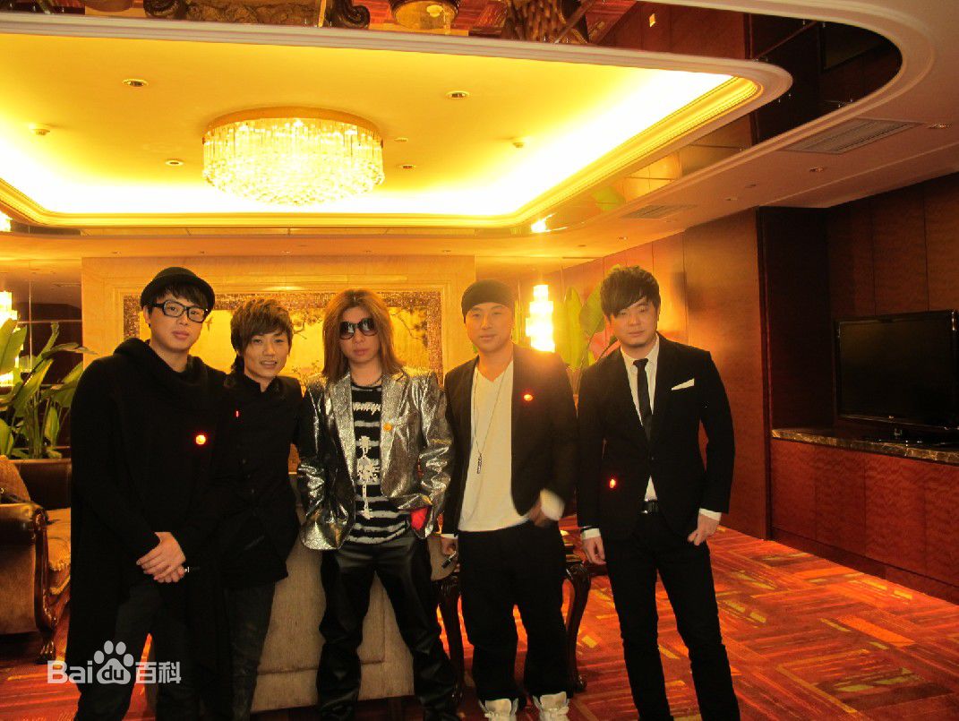 最优质郭峰在《微不足道》发布会中的相册