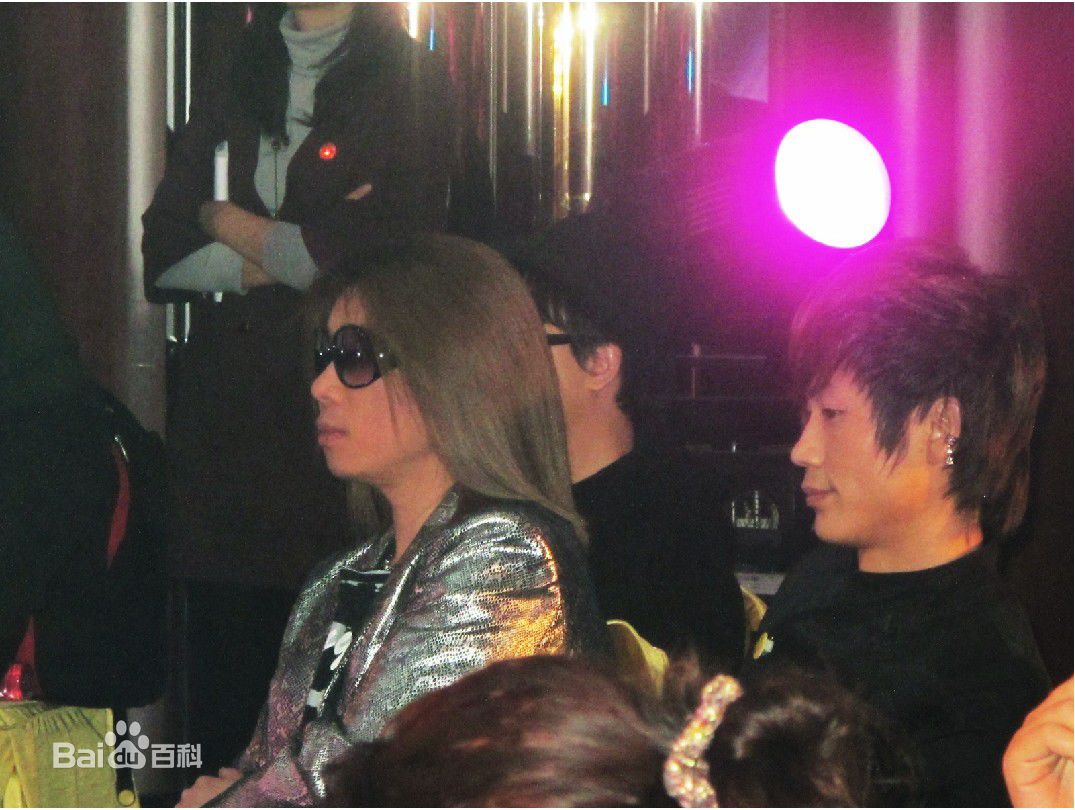 最优质郭峰在《微不足道》发布会中的相册