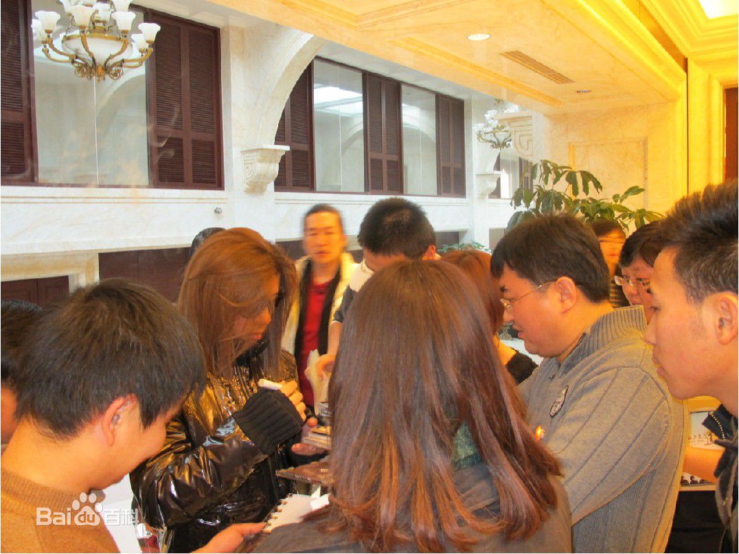 最优质郭峰在《微不足道》发布会中的相册