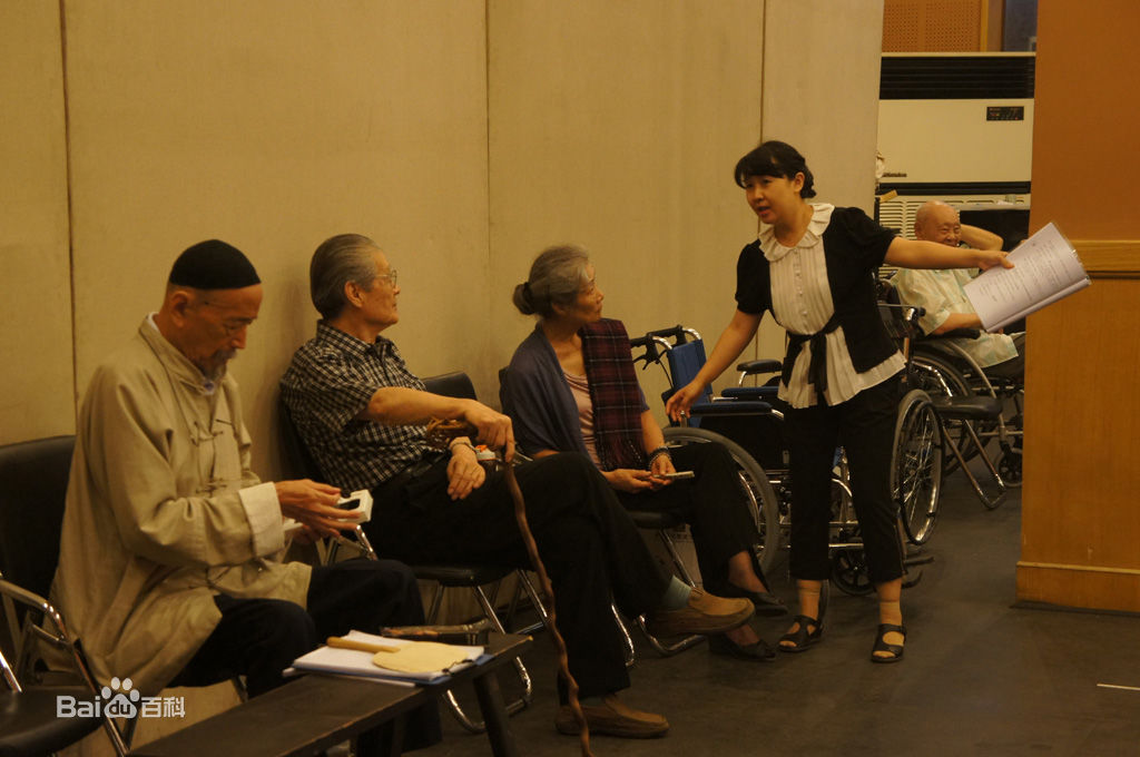 唐烨导演工作照素颜照壁纸