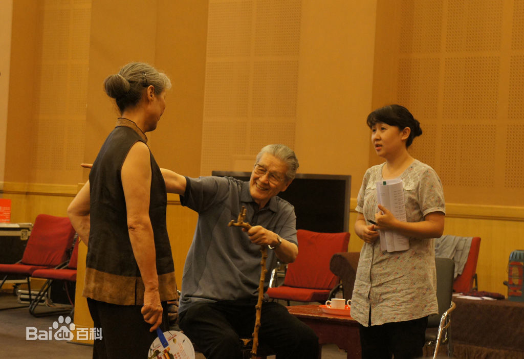 唐烨导演工作照素颜照壁纸