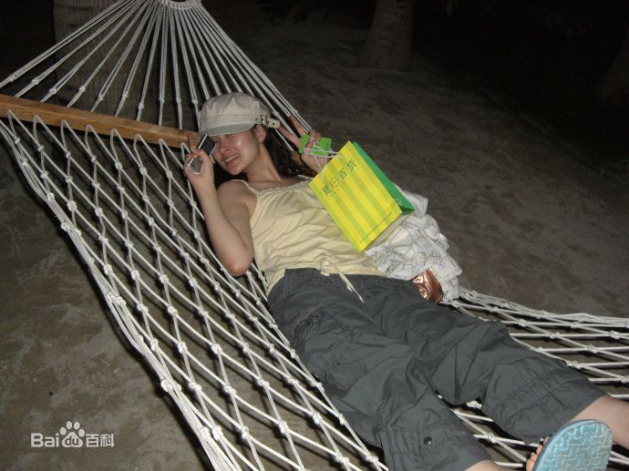 褚颖颖(CHICHI)生活照壁纸壁纸