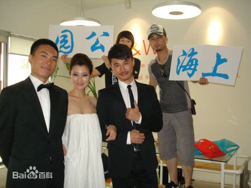 褚颖颖(CHICHI)生活照壁纸壁纸