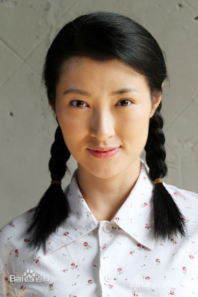 褚颖颖(CHICHI)出席各种活动前后照片