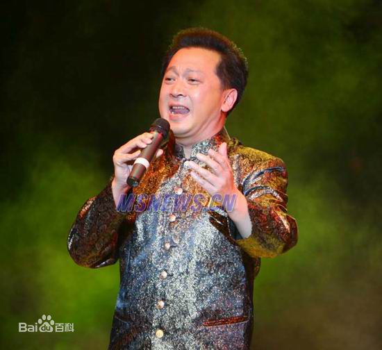 郁钧剑(演出照)图片图集