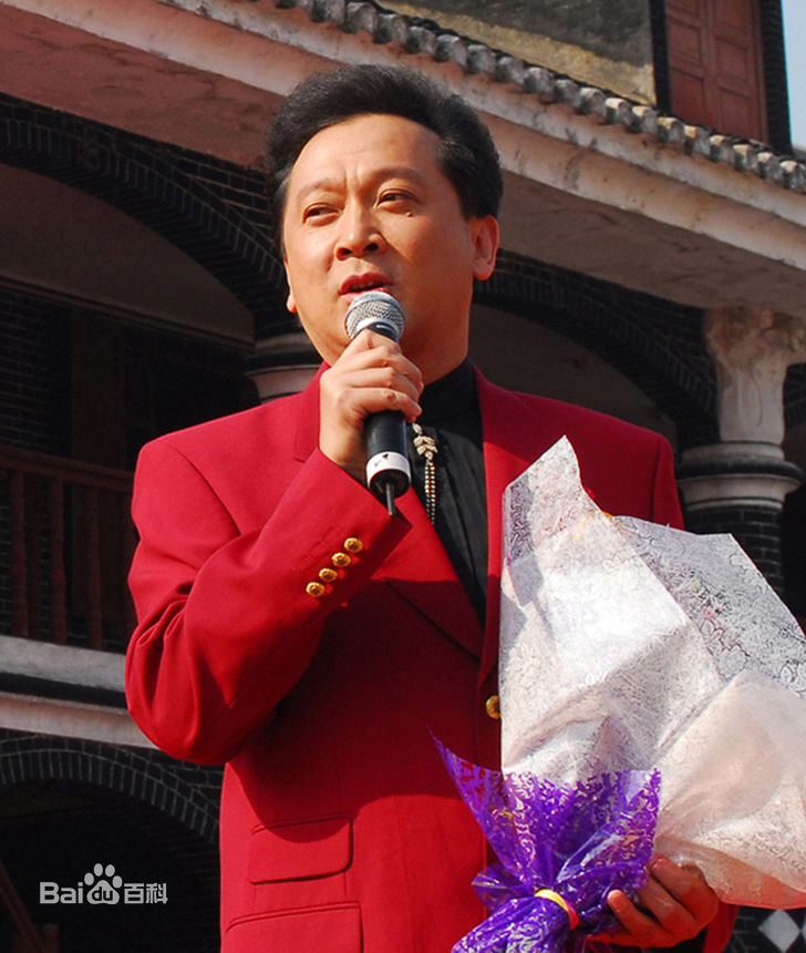 郁钧剑(演出照)图片图集