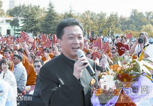 郁钧剑(演出照)图片图集