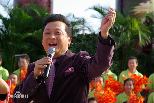 郁钧剑(演出照)图片图集