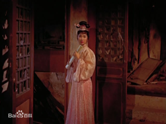 高清乐蒂（艺名），原名为奚重仪(Betty Loh Tih)在乐蒂《倩女幽魂》之聂小倩中的图集