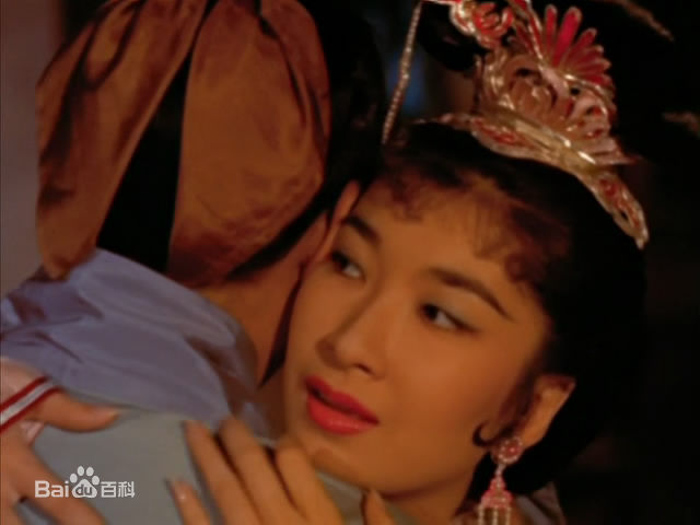 高清乐蒂（艺名），原名为奚重仪(Betty Loh Tih)在乐蒂《倩女幽魂》之聂小倩中的图集