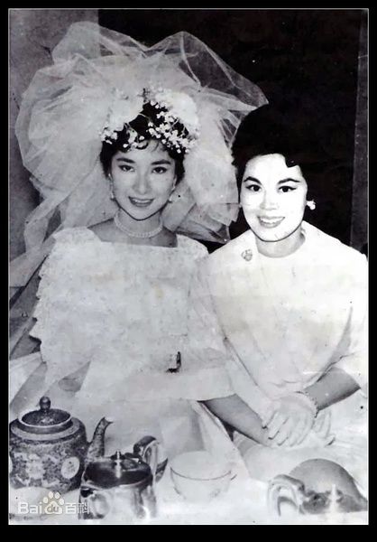 最新乐蒂（艺名），原名为奚重仪(Betty Loh Tih)性感图片