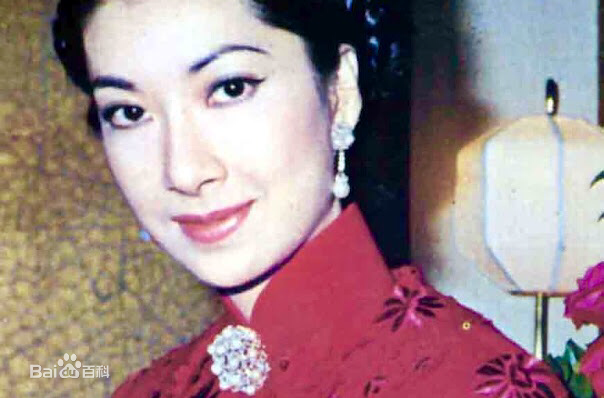 最新乐蒂（艺名），原名为奚重仪(Betty Loh Tih)性感图片