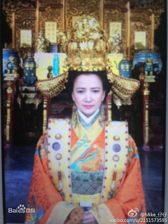 精选何晴(Qing He)