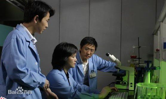 何晴(Qing He)2005年《病案追踪》剧照