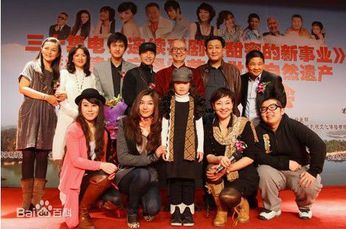 何晴(Qing He)2011年 甜蜜的新事业开机发布会前后照片