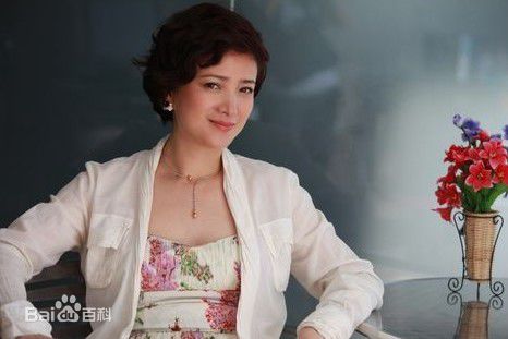 最全何晴(Qing He)在2011年《戒烟不戒酒》宣传照中的相册