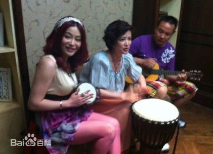 最全何晴(Qing He)在2011年《戒烟不戒酒》宣传照中的相册