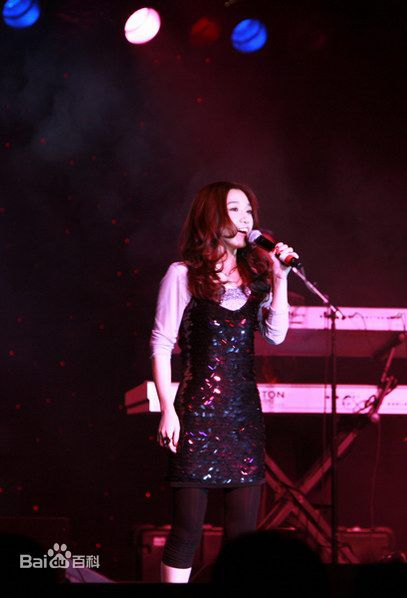 胡杨林(Joy Hu)出席活动性感图片壁纸