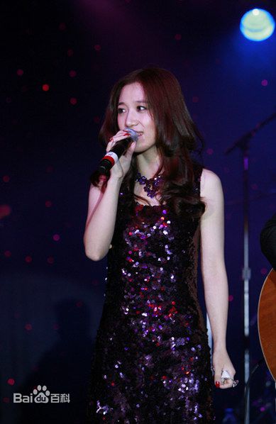 胡杨林(Joy Hu)出席活动性感图片壁纸