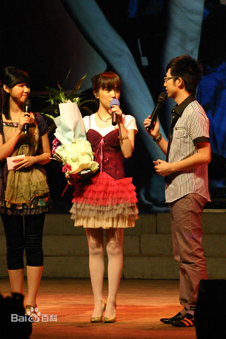 胡杨林(Joy Hu)出席活动性感图片壁纸