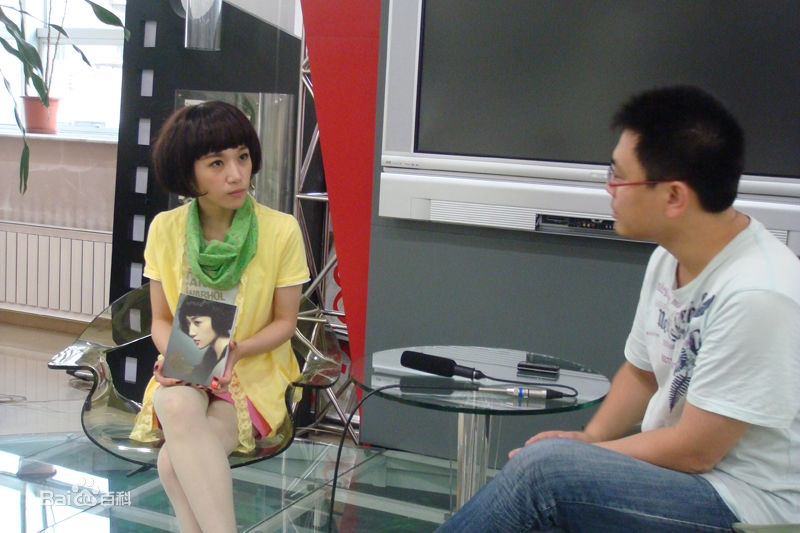 胡杨林(Joy Hu)签售会壁纸壁纸