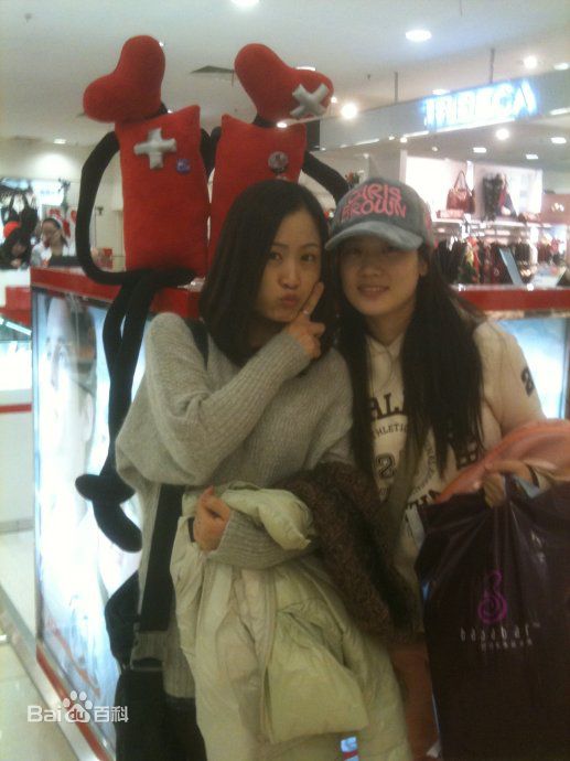 周日晨(stella)周依晨图片图集