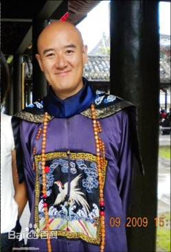 钟卫华高清剧照