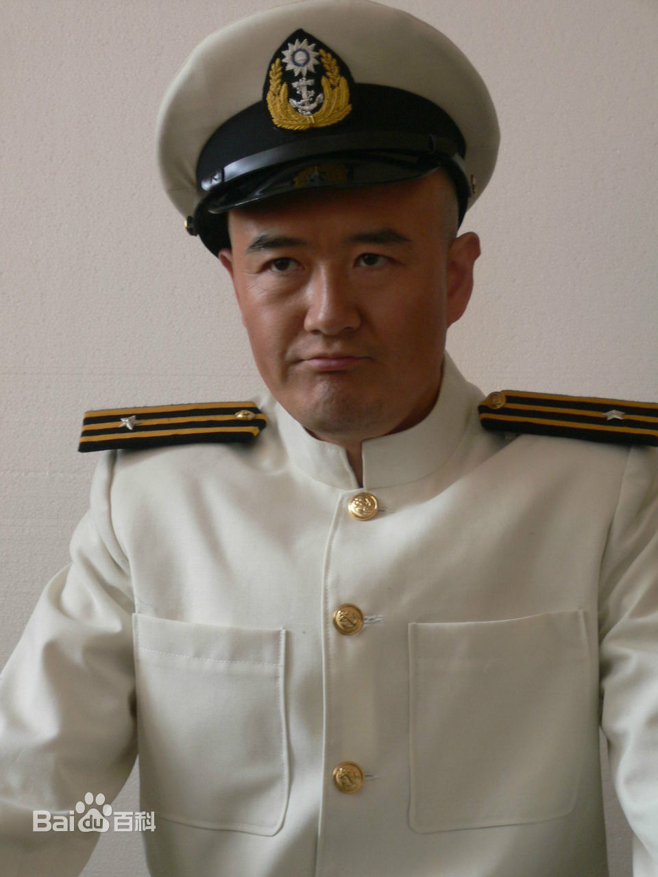 钟卫华高清剧照