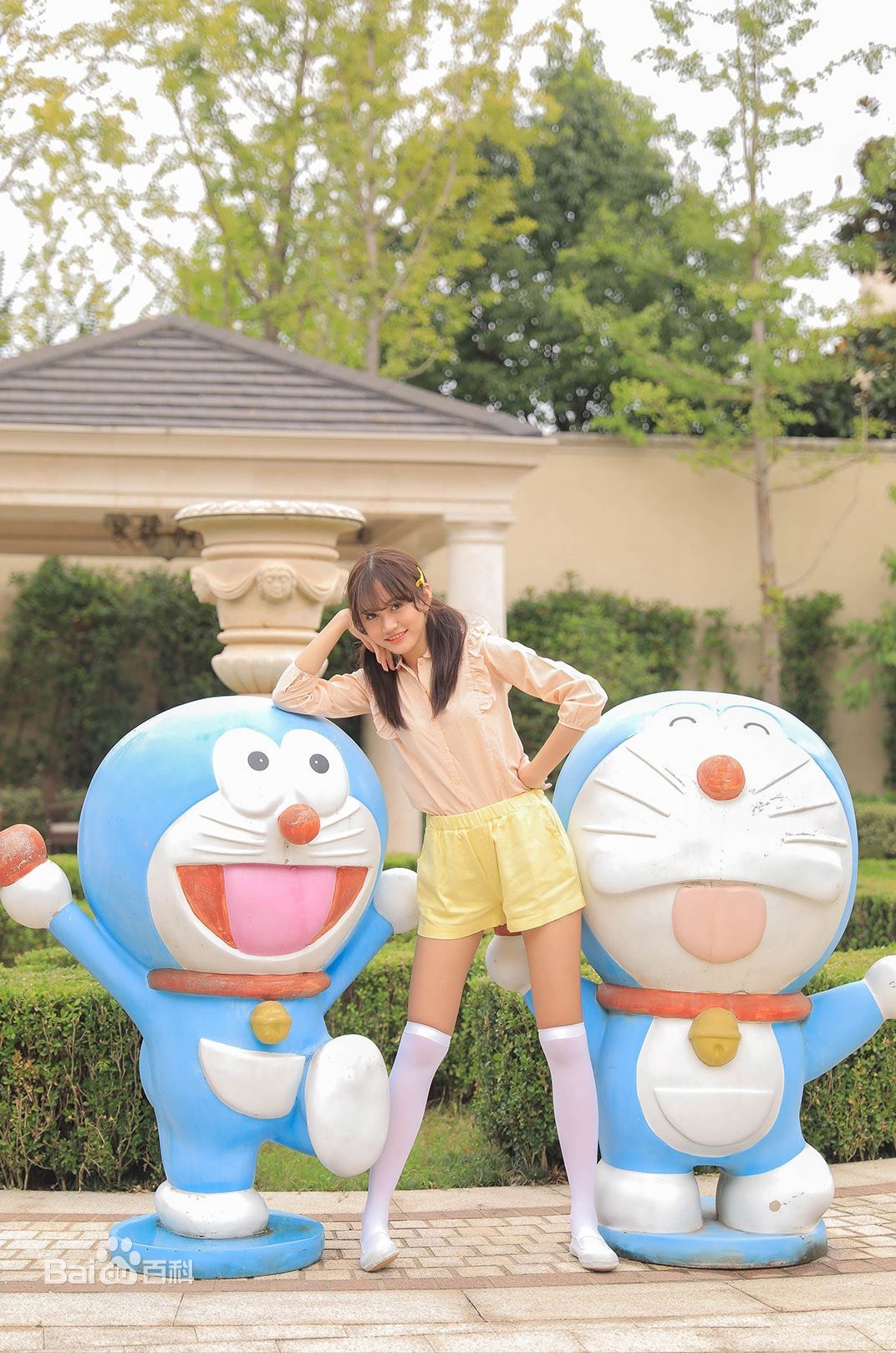 张昕(nanako)生活照前后照片