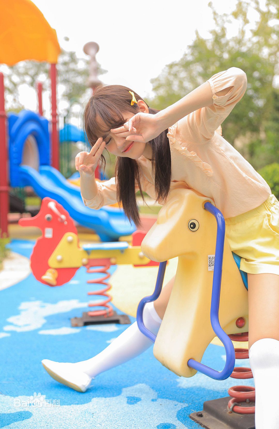 张昕(nanako)生活照前后照片