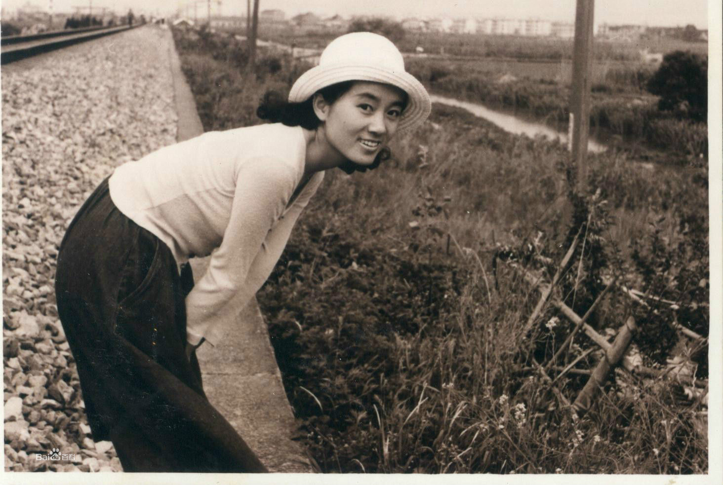 励婕庆山（安妮宝贝）图册