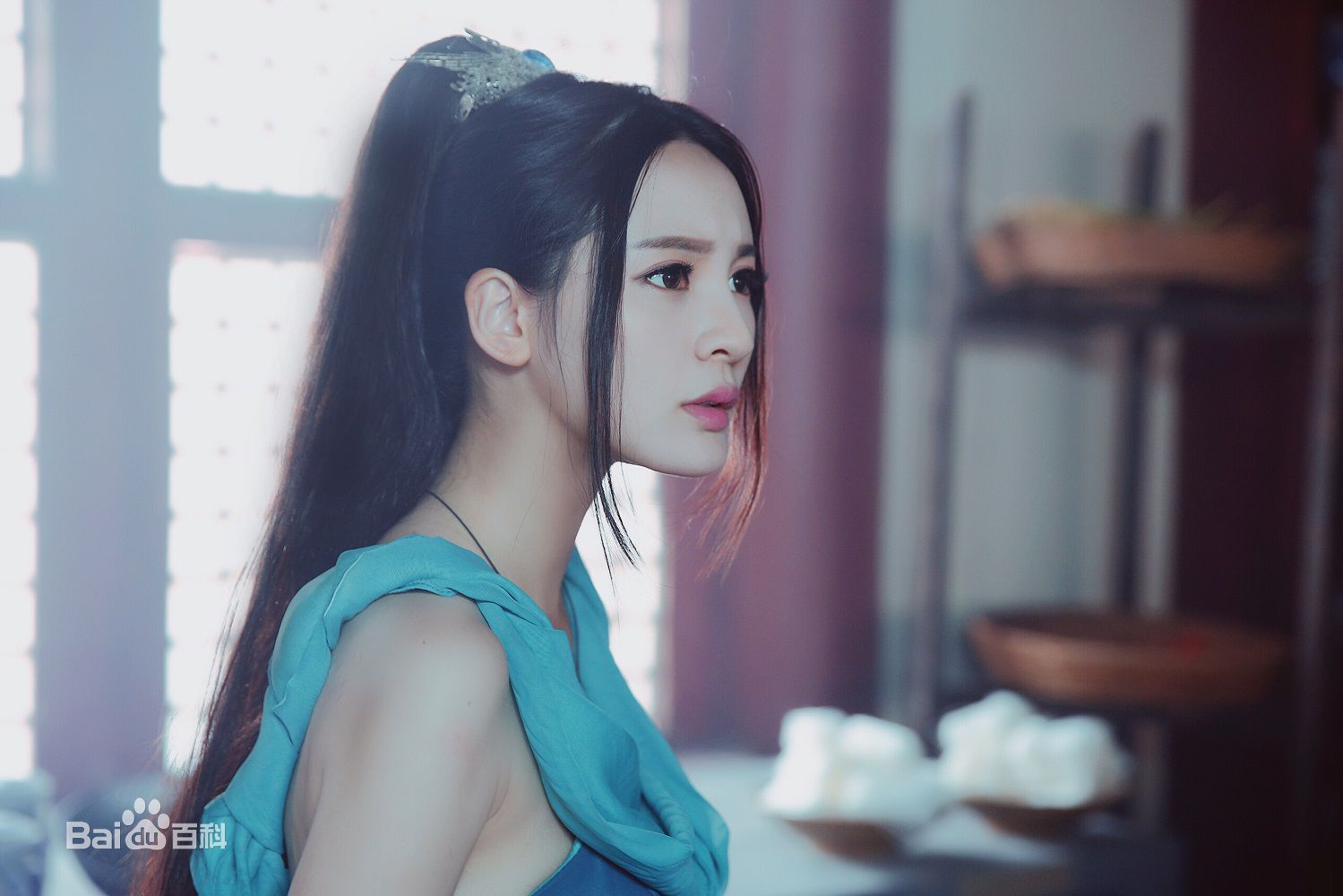 最新黄诗棋性感图片